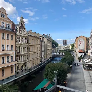 Penzion Pension Drei Rosen, Karlovy Vary